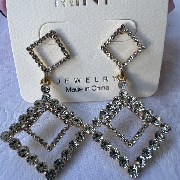 Mint Rhinestone Gold Dangle Drop CZ Triangles Earrings NEW - Picture 2 of 12